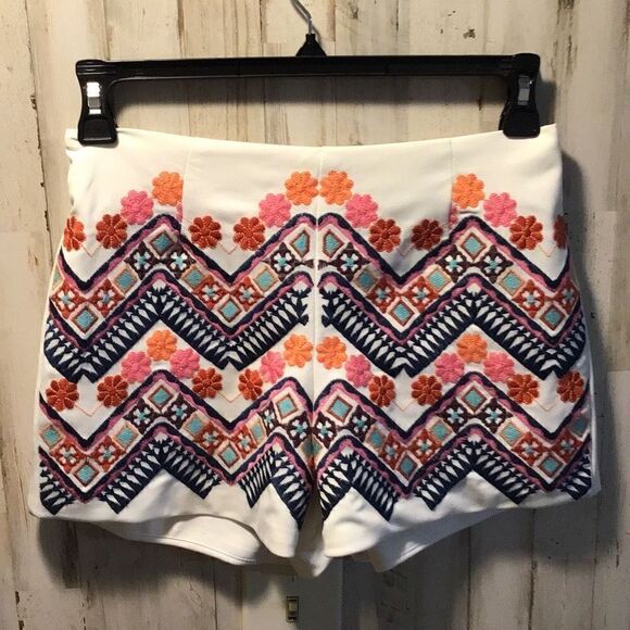 Sexy shorts by molly bracken size medium - Picture 1 of 6